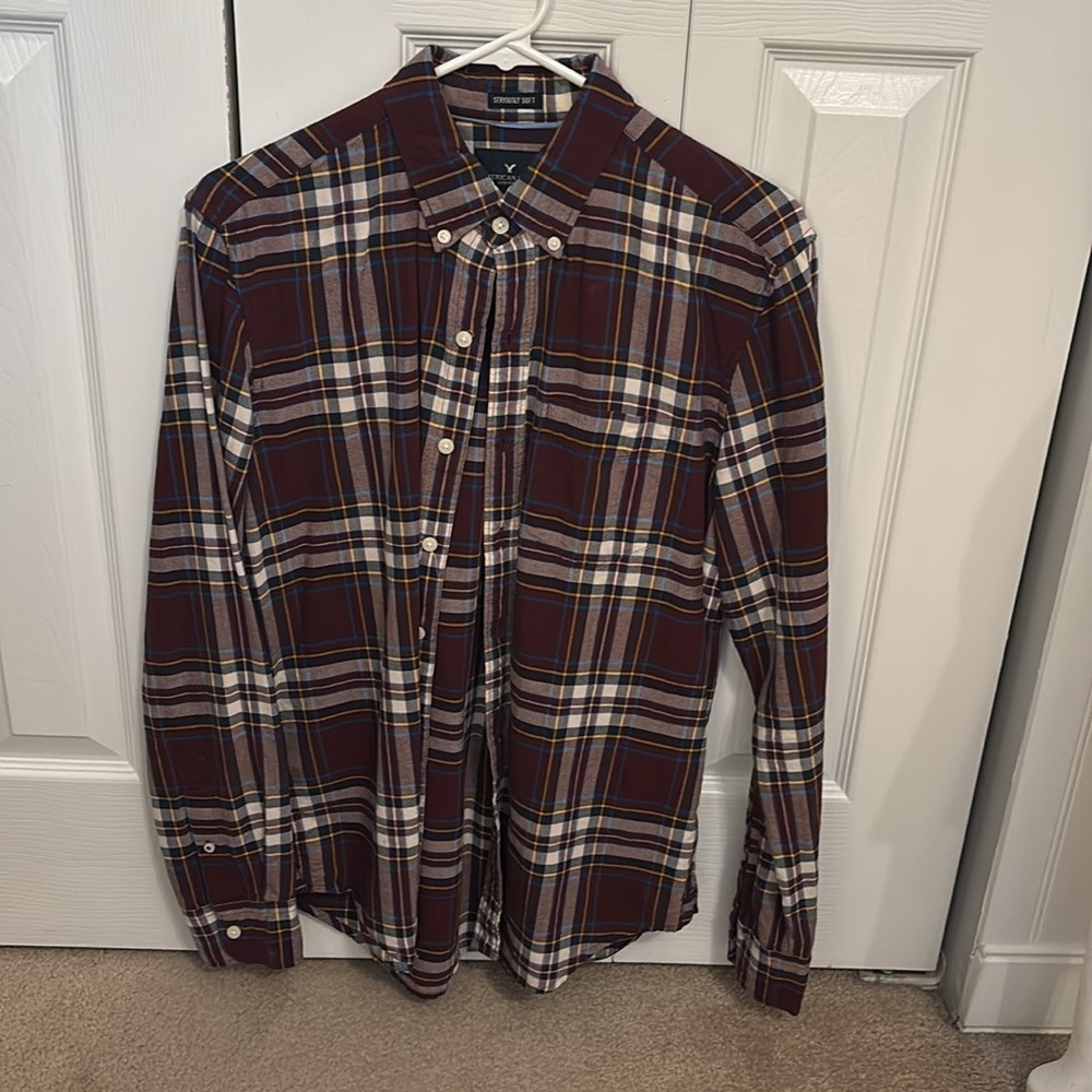 American Eagle Plaid Button Up Shirt Size:Small